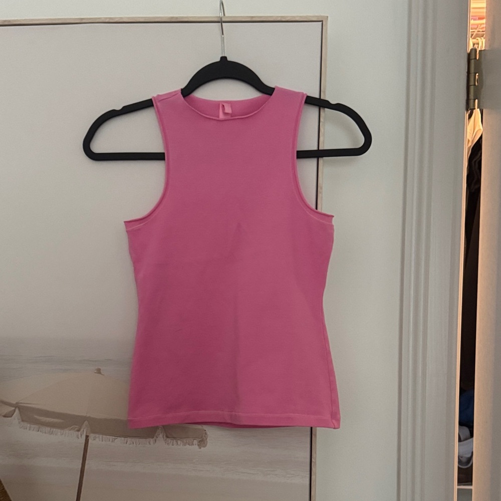 SKIMS BUBBLEGUM PINK TANK TOP
